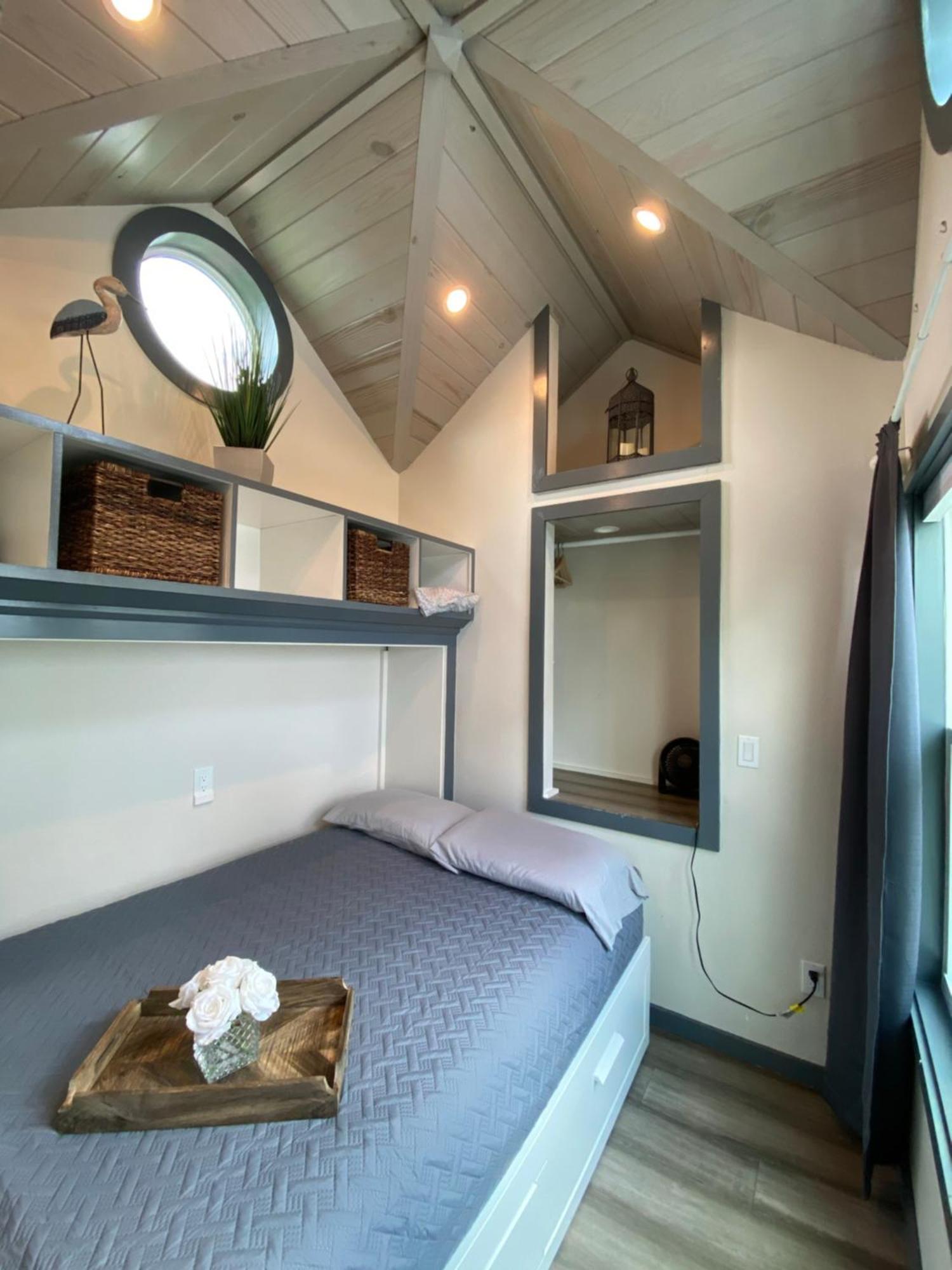 Orlando Lakefront Tiny Homes 6 Plus Month Rentals Exterior photo