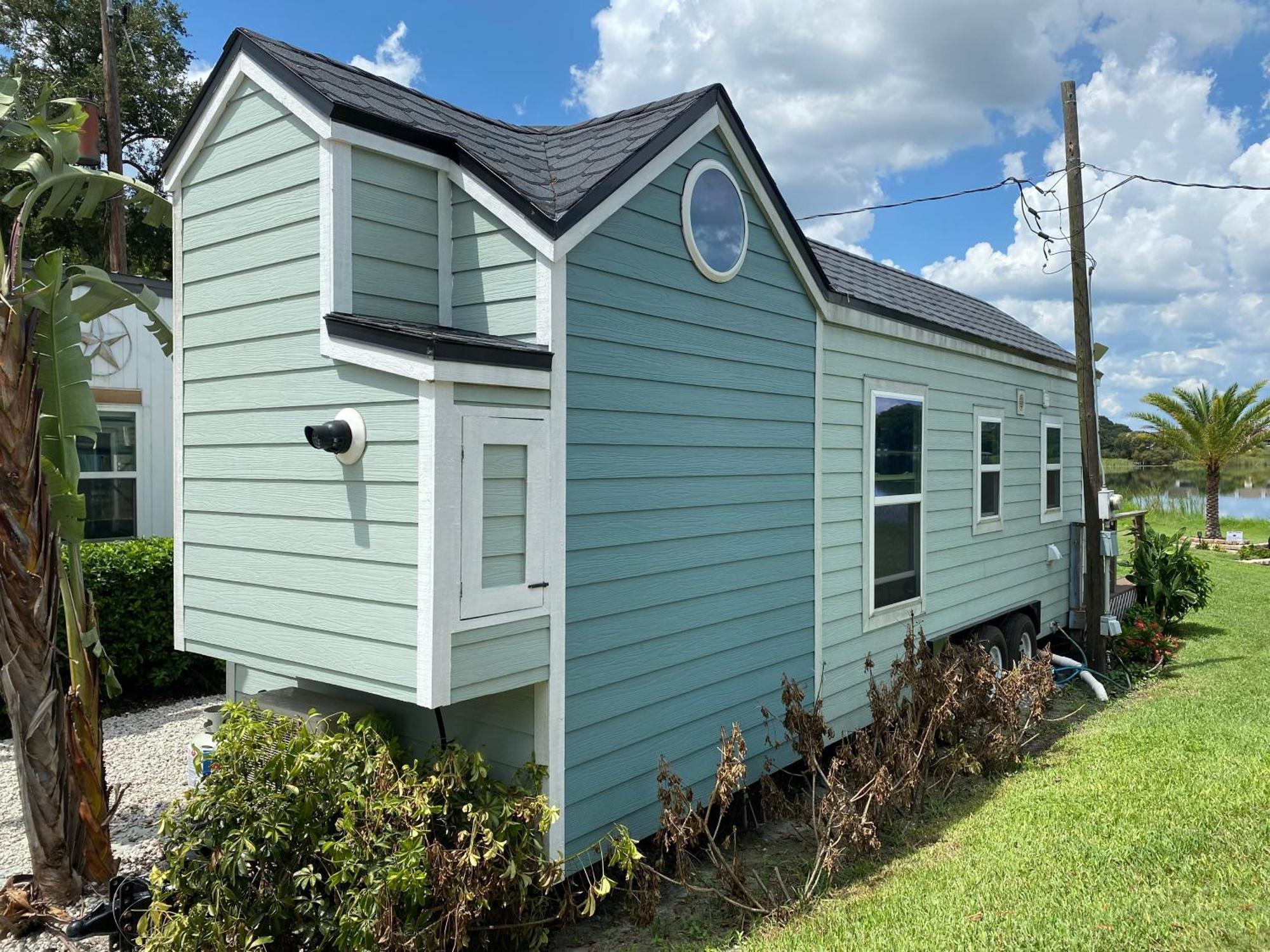 Orlando Lakefront Tiny Homes 6 Plus Month Rentals Exterior photo