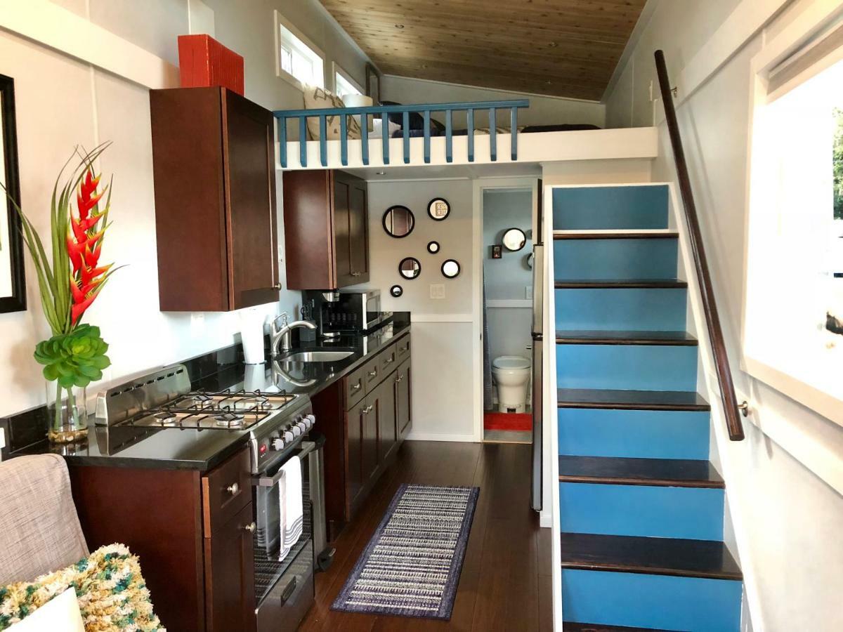 Orlando Lakefront Tiny Homes 6 Plus Month Rentals Exterior photo
