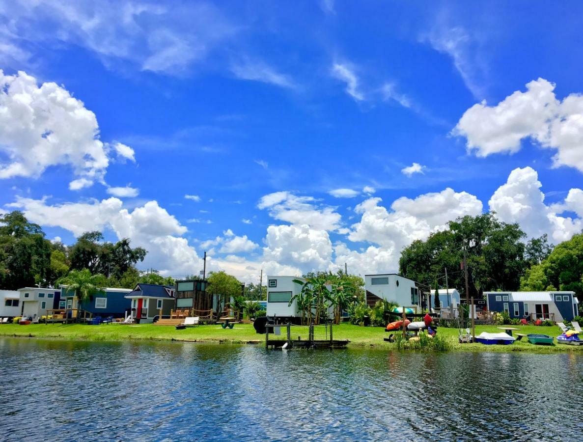Orlando Lakefront Tiny Homes 6 Plus Month Rentals Exterior photo