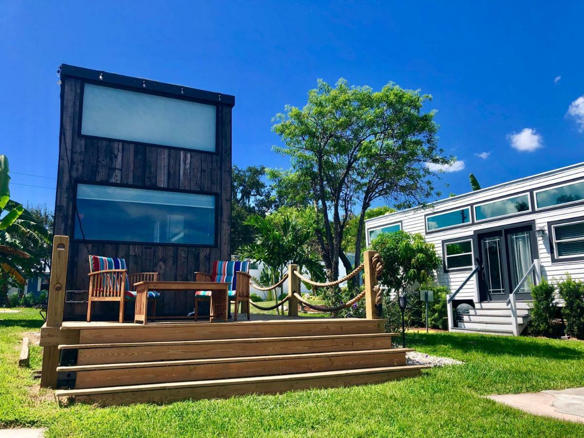 Orlando Lakefront Tiny Homes 6 Plus Month Rentals Exterior photo